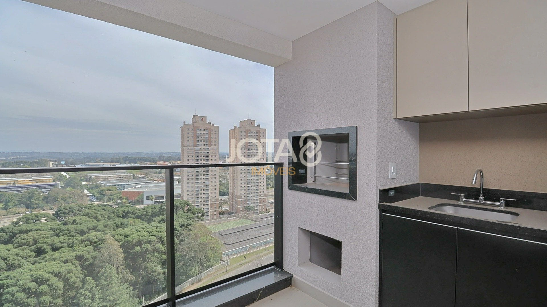 104 m² apartment with 2 bedrooms and 2 bathrooms