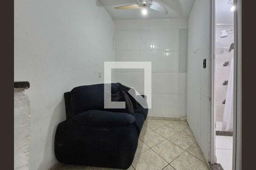 1-bedroom house with 60 m² and laundry area — photo 4