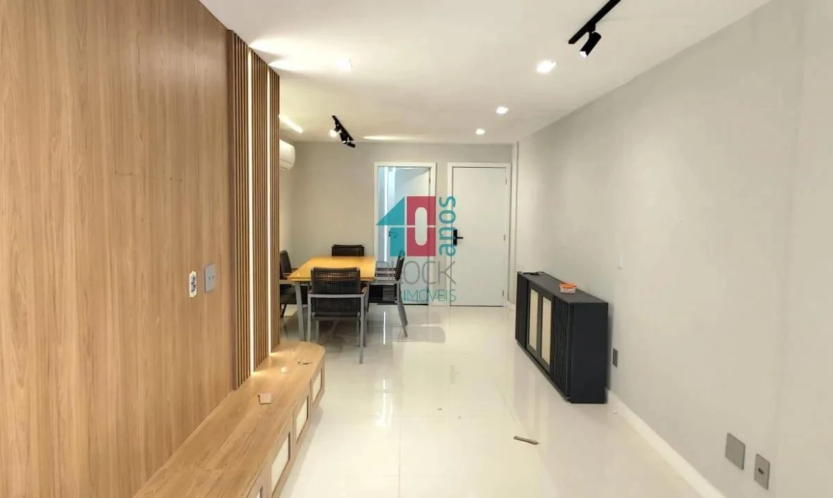 Furnished apartment, 110 m², with floor-to-ceiling windows — photo 7