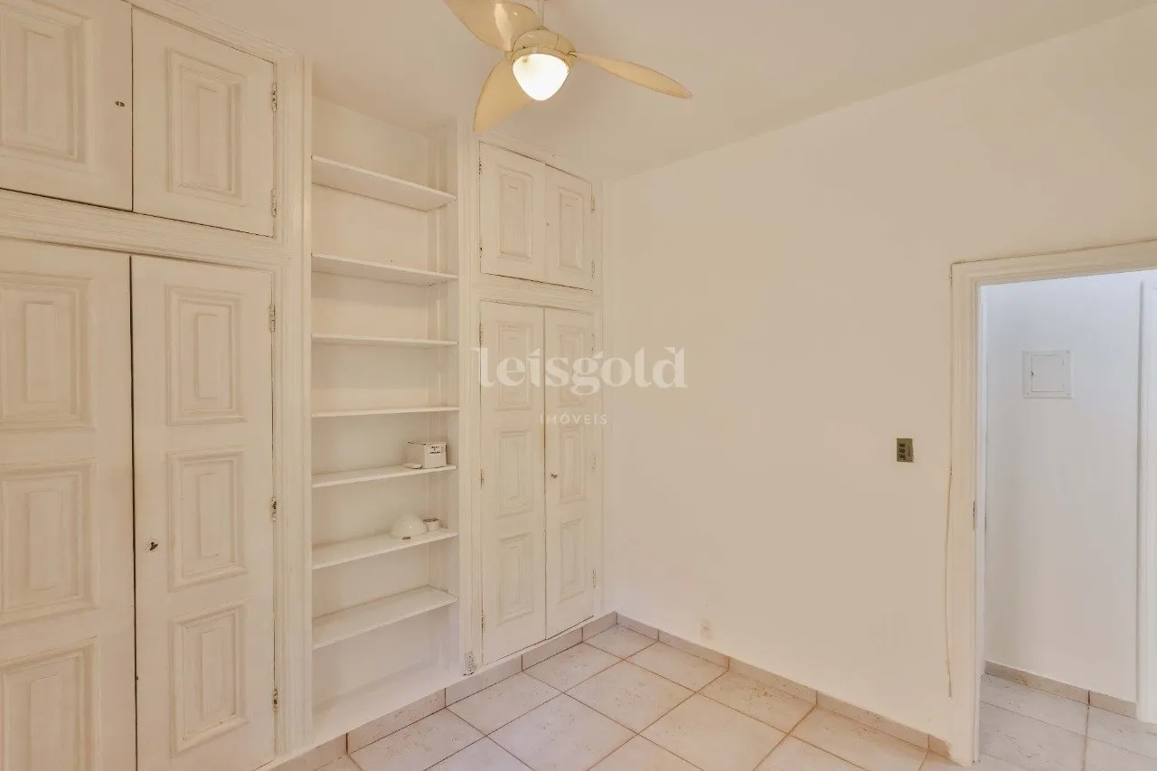 Ground-floor apartment with an enclosed winter balcony — photo 11