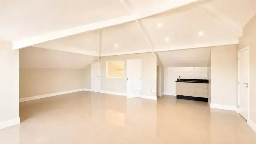 House with 4 bedrooms and 5 bathrooms, 360 m² — photo 17