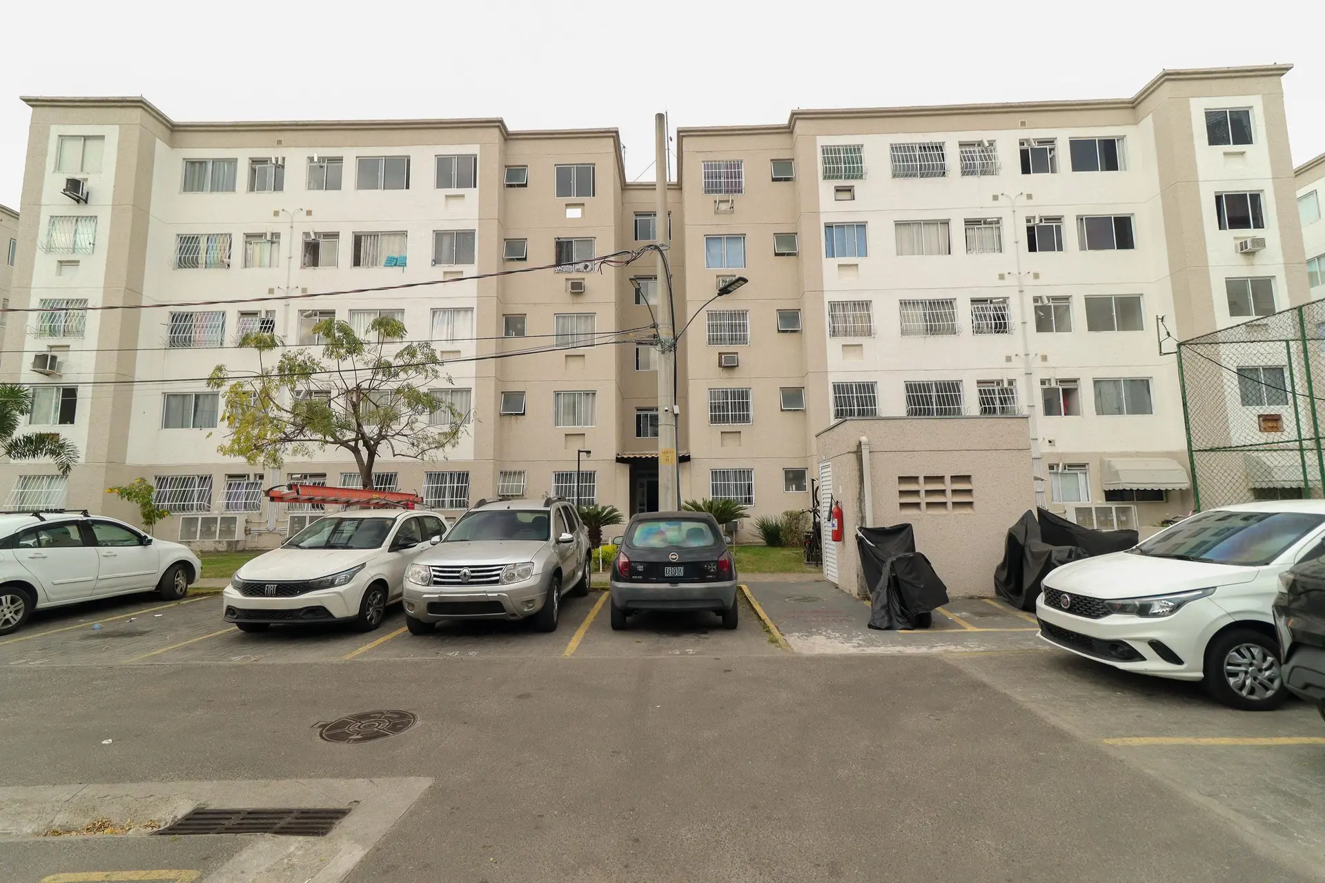 Furnished 2-bedroom apartment with 1 bathroom — photo 24