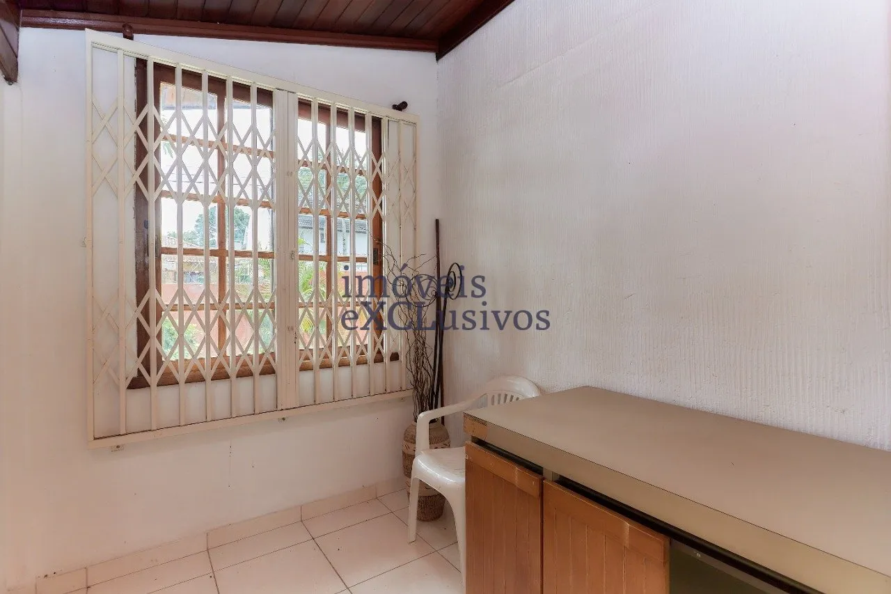 House with 3 en-suite bedrooms and 665 m² garden — photo 86