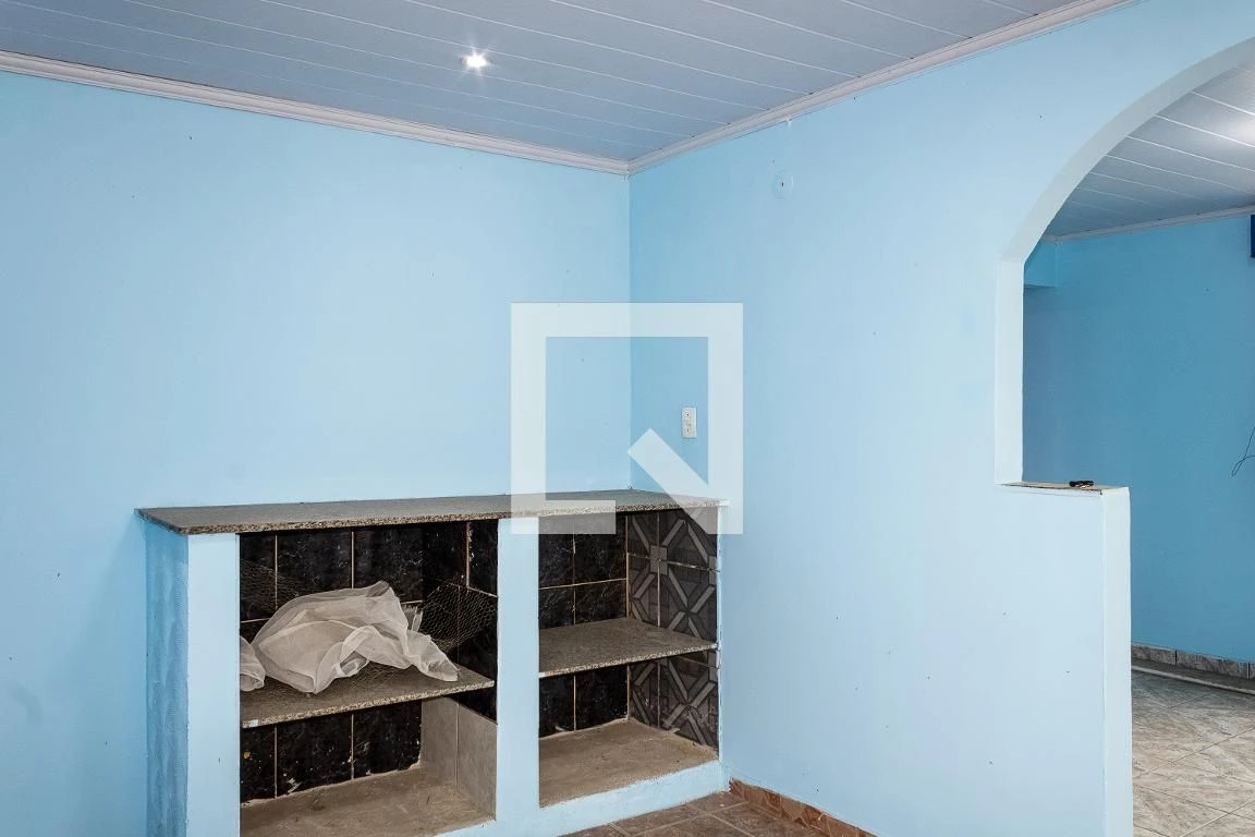 Unfurnished house with 3 bedrooms, 1 bathroom and parking — photo 10