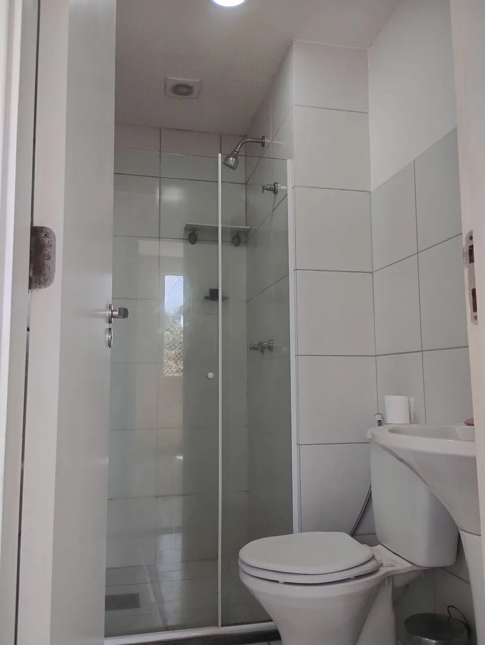 2-bedroom apartment in a building with a pool — photo 6