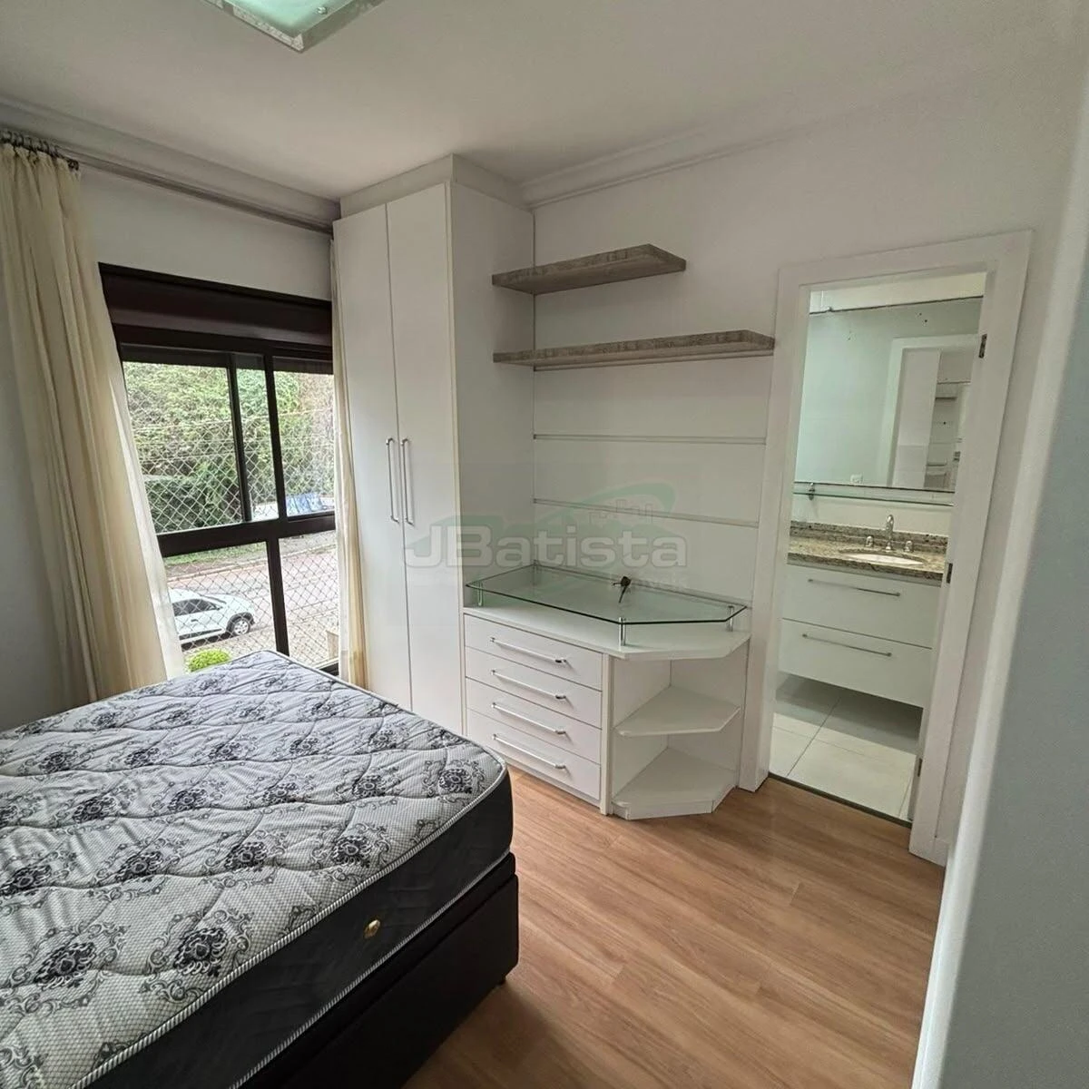 Furnished apartment, 87 m², with a washing machine — photo 2