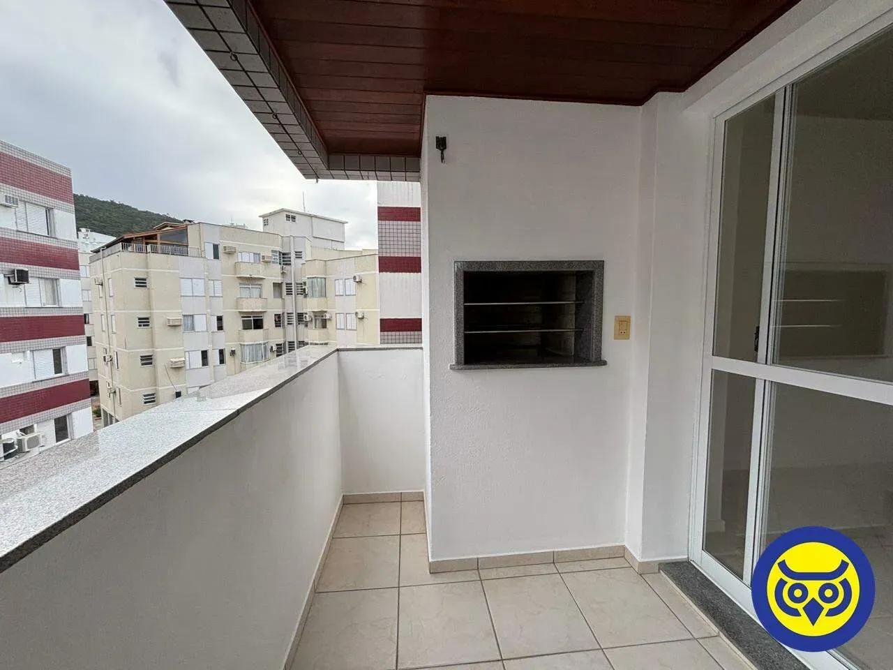 Apartment on the 5th floor with a grill on the balcony — photo 16