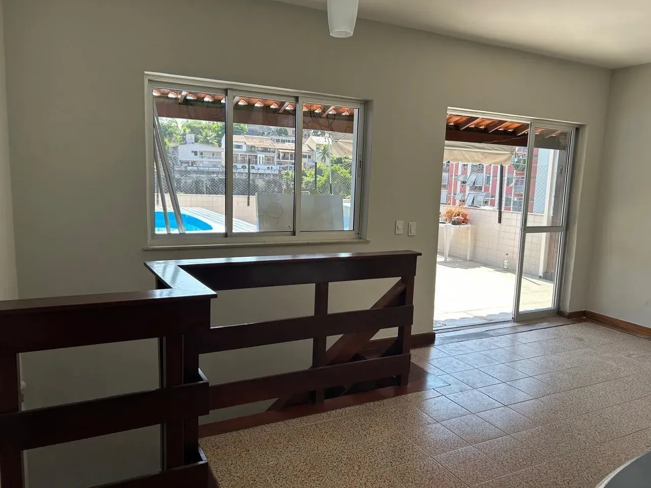 Unfurnished apartment with 3 bedrooms and 5 bathrooms — photo 45