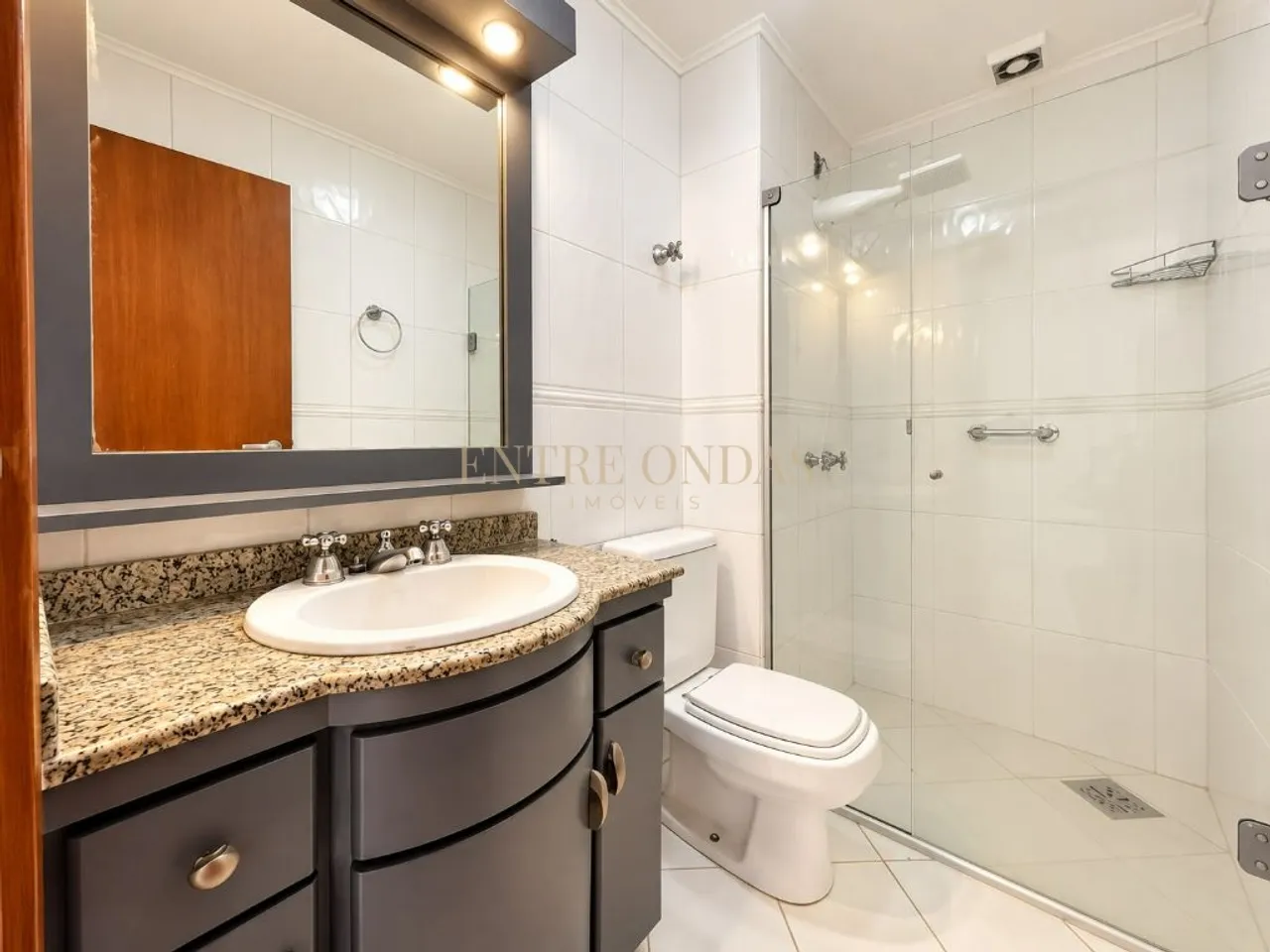 One-bedroom, 46 m² apartment in Florianópolis — photo 14