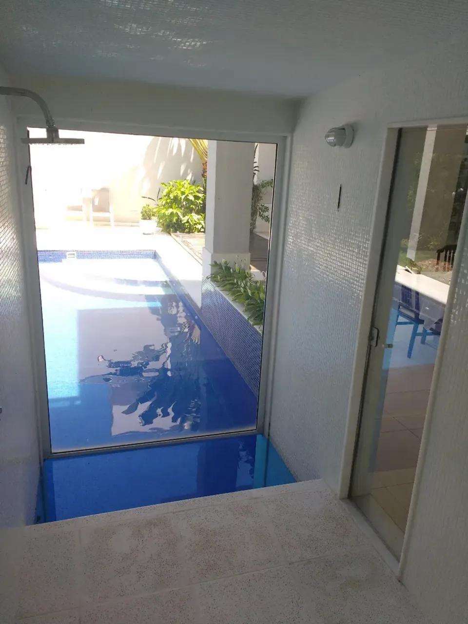 Furnished 5-bedroom house with 3 bathrooms and open-plan kitchen — photo 19