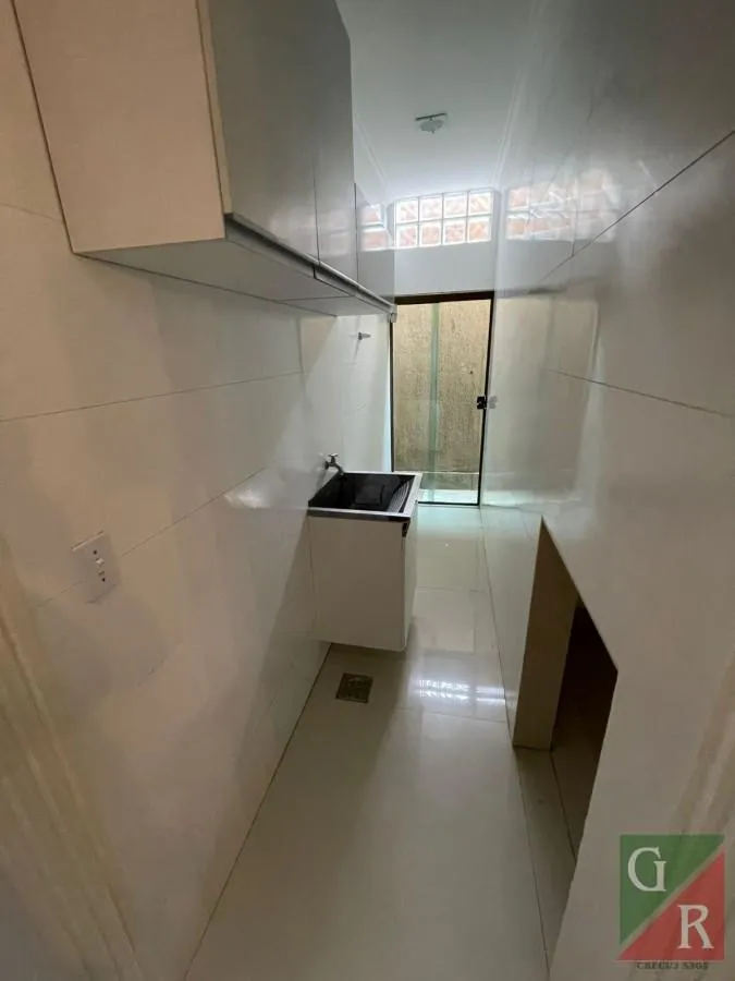 3-bedroom apartment with an open-plan kitchen — photo 16