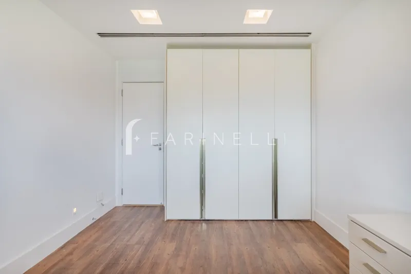 3 quartos e varanda envidraçada: apartamento de 335 m² — photo 28