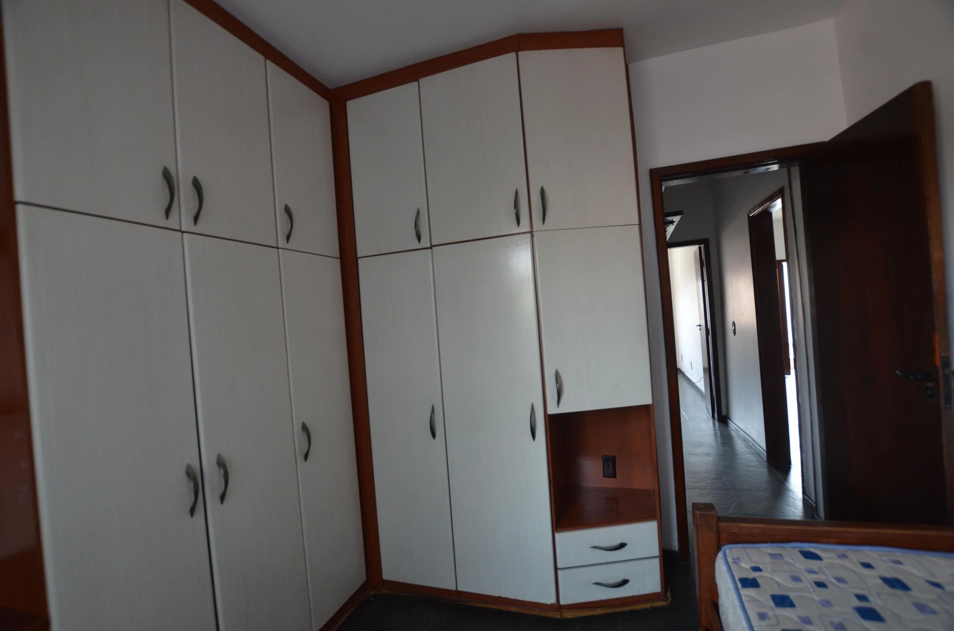 Apartamento com 2 quartos, 2 banheiros e varanda — photo 25