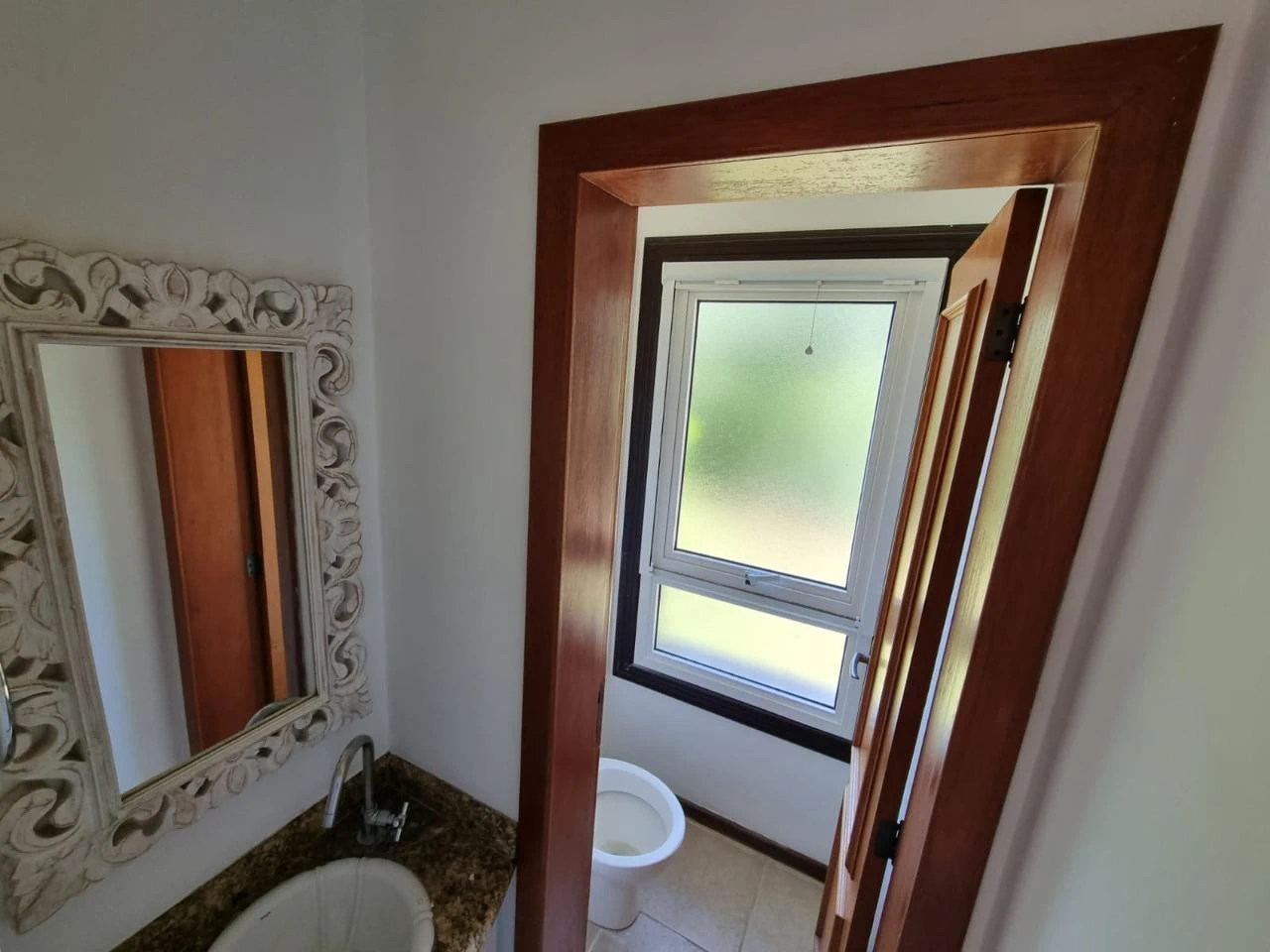Casa de 244 m² con piscina privada y bañera — photo 3