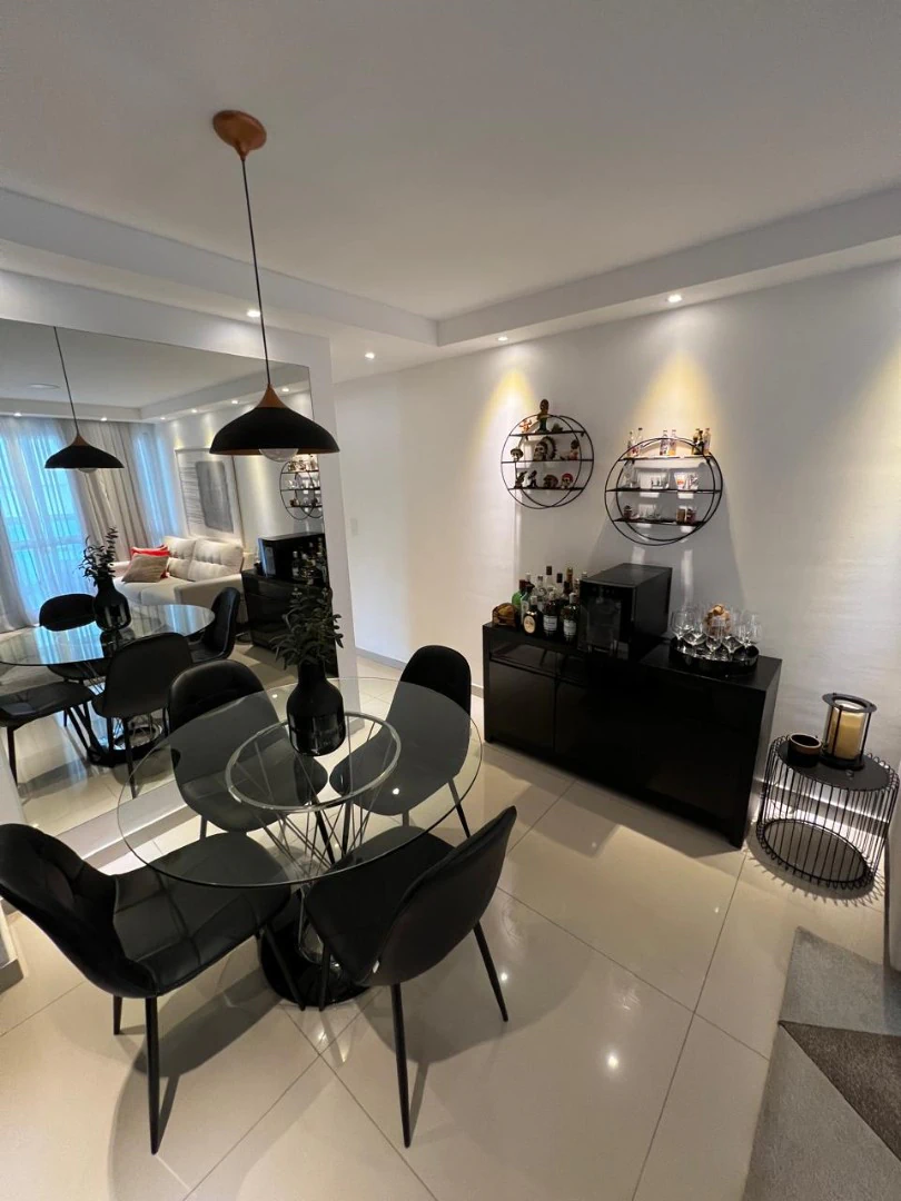 3-bedroom apartment with 3 en-suite baths and 4 total — photo 13