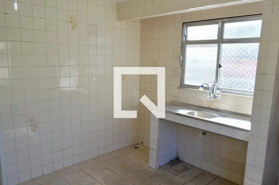 Apartamento sem mobília com 3 quartos e banheiro — photo 10