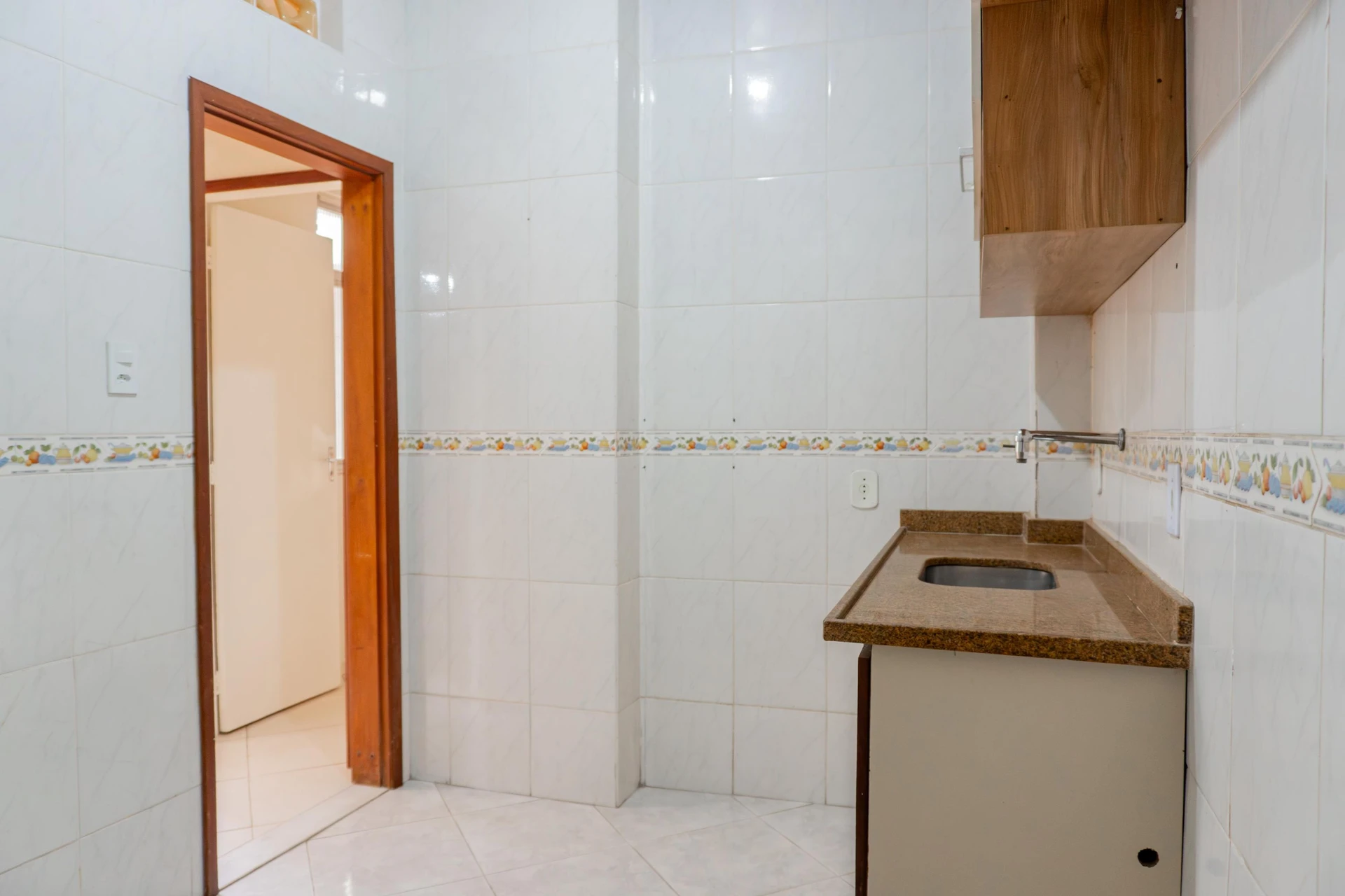Apartment with 2 bedrooms and a balcony — photo 8