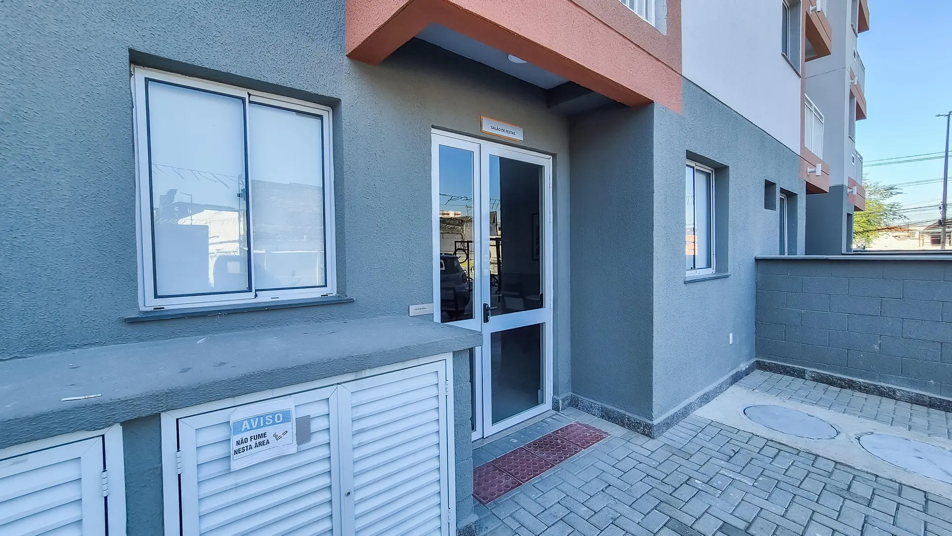 Квартира з 2 спальнями, балконом і власним садом — photo 2