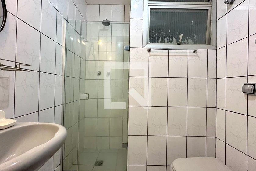 Glass-enclosed balcony in a 4-bedroom apartment, 113 m² — photo 15