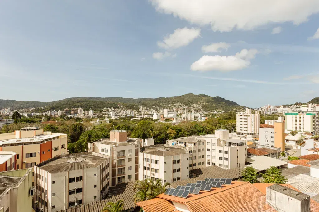 Apartamento amueblado con cuarto privado y balcón cerrado — photo 8