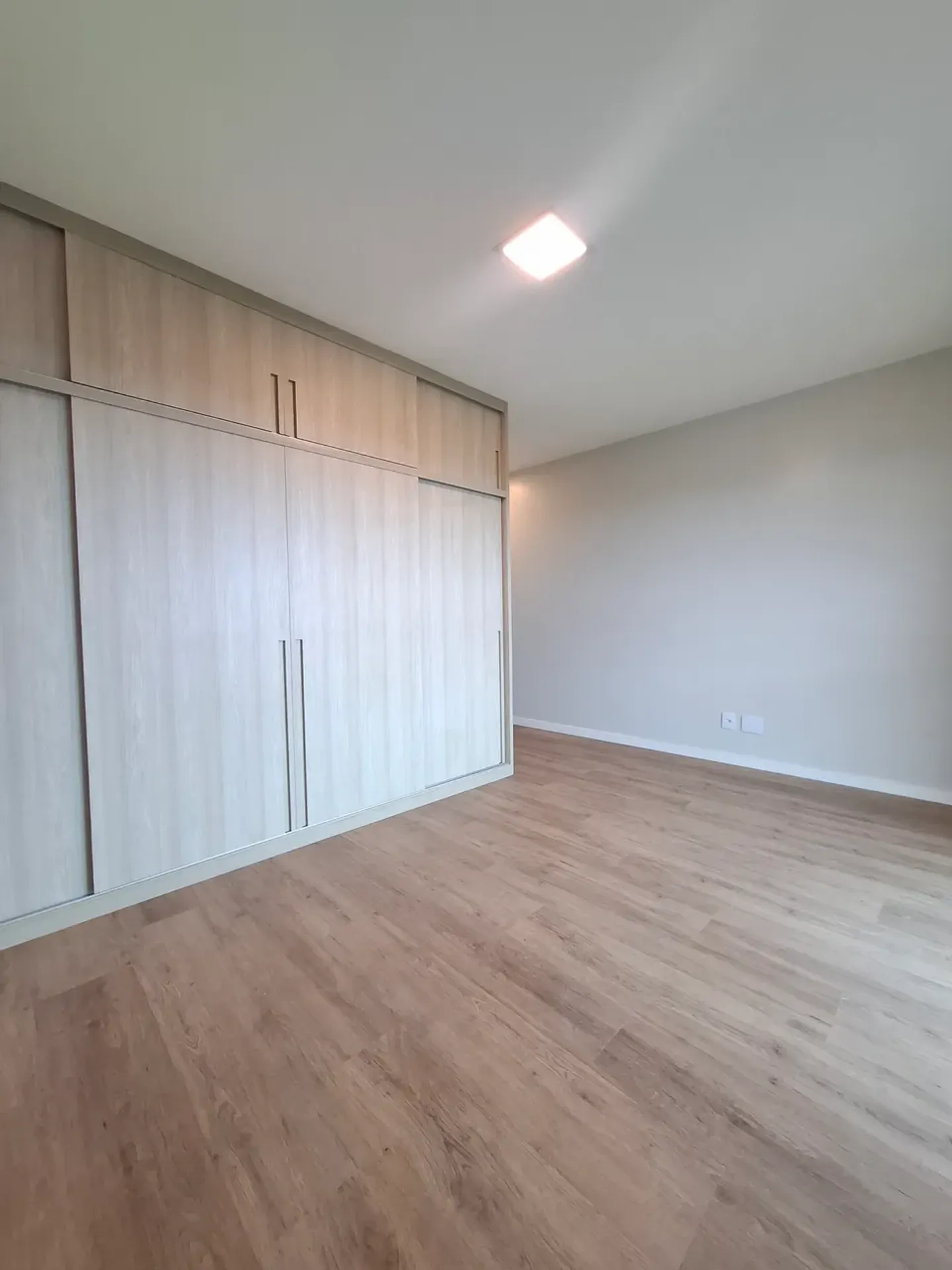 Apartment, 160 m², with floor-to-ceiling windows — photo 4