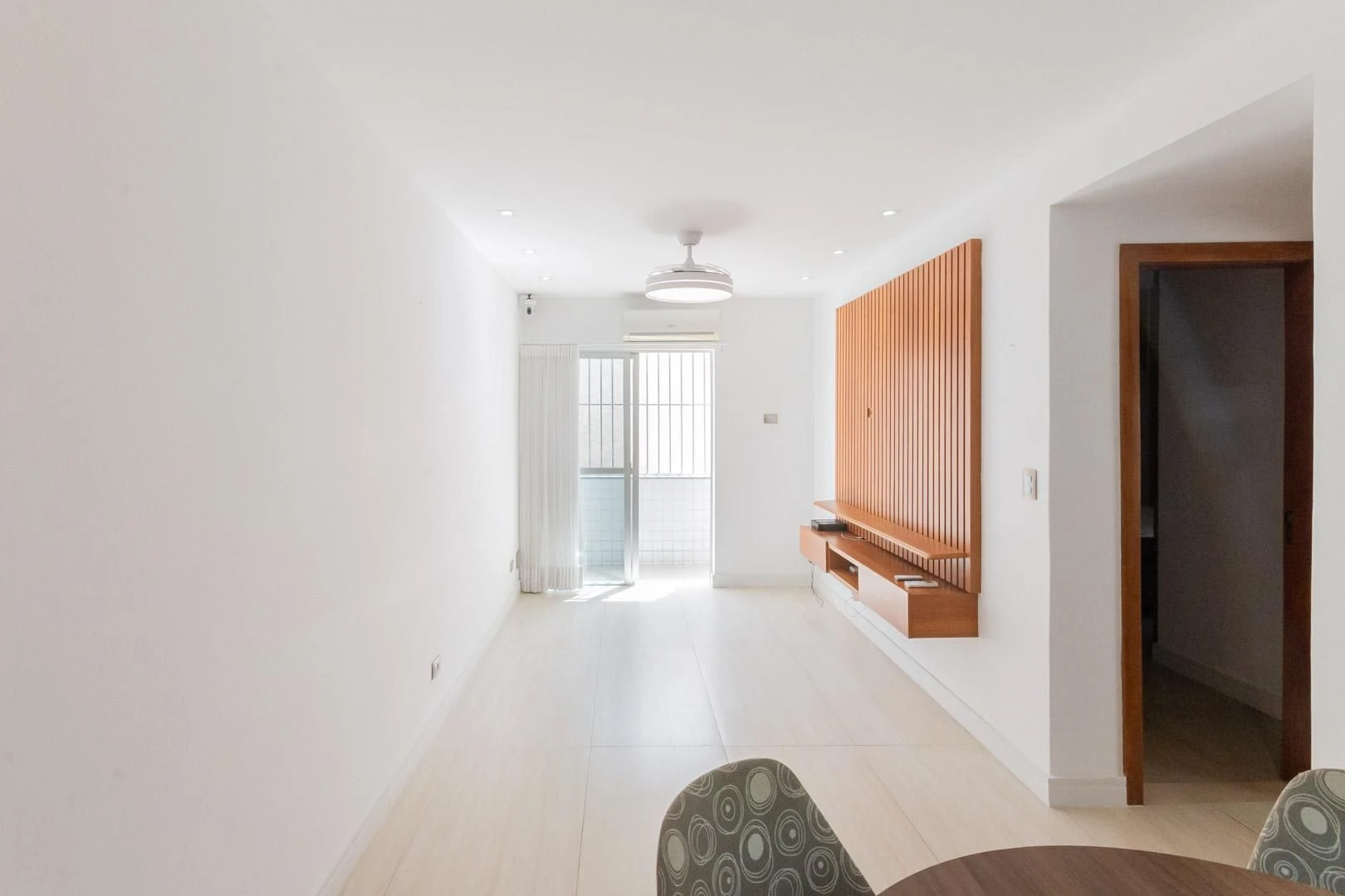 Робоче місце та 2 спальні: квартира 61 м² — photo 13