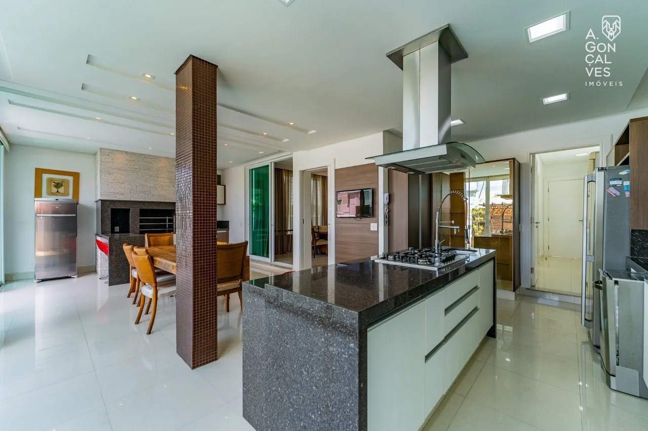 Furnished house with open-plan kitchen and 3 suites — photo 17