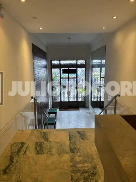 Apartamento com piso de madeira ou laminado, Leblon — photo 20
