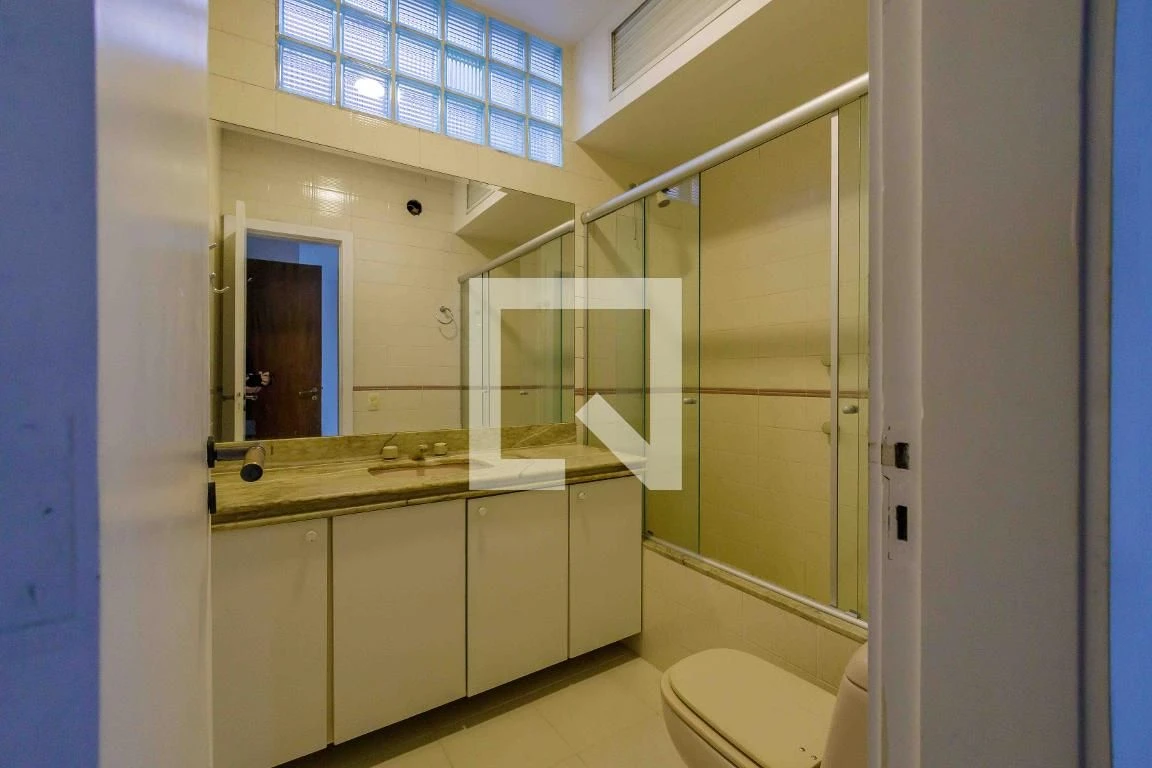 Ванна та 4 спальні: квартира 360 м² — photo 28