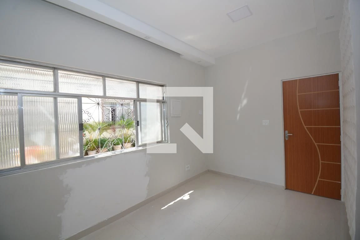 Casa sem mobília com 2 quartos, 1 banheiro e vaga — photo 18