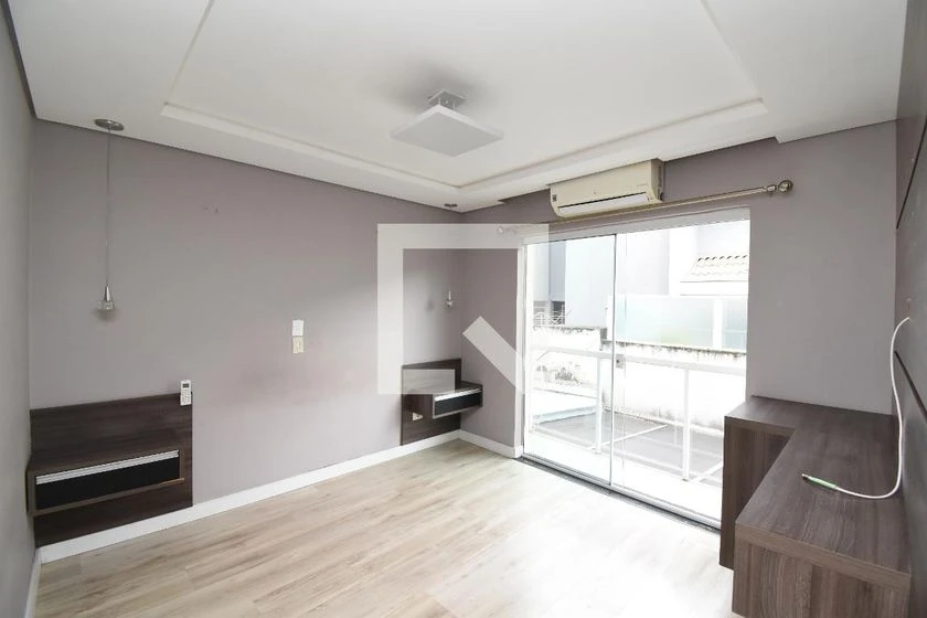 Condo house with 2 bedrooms, private garden and suite — photo 2