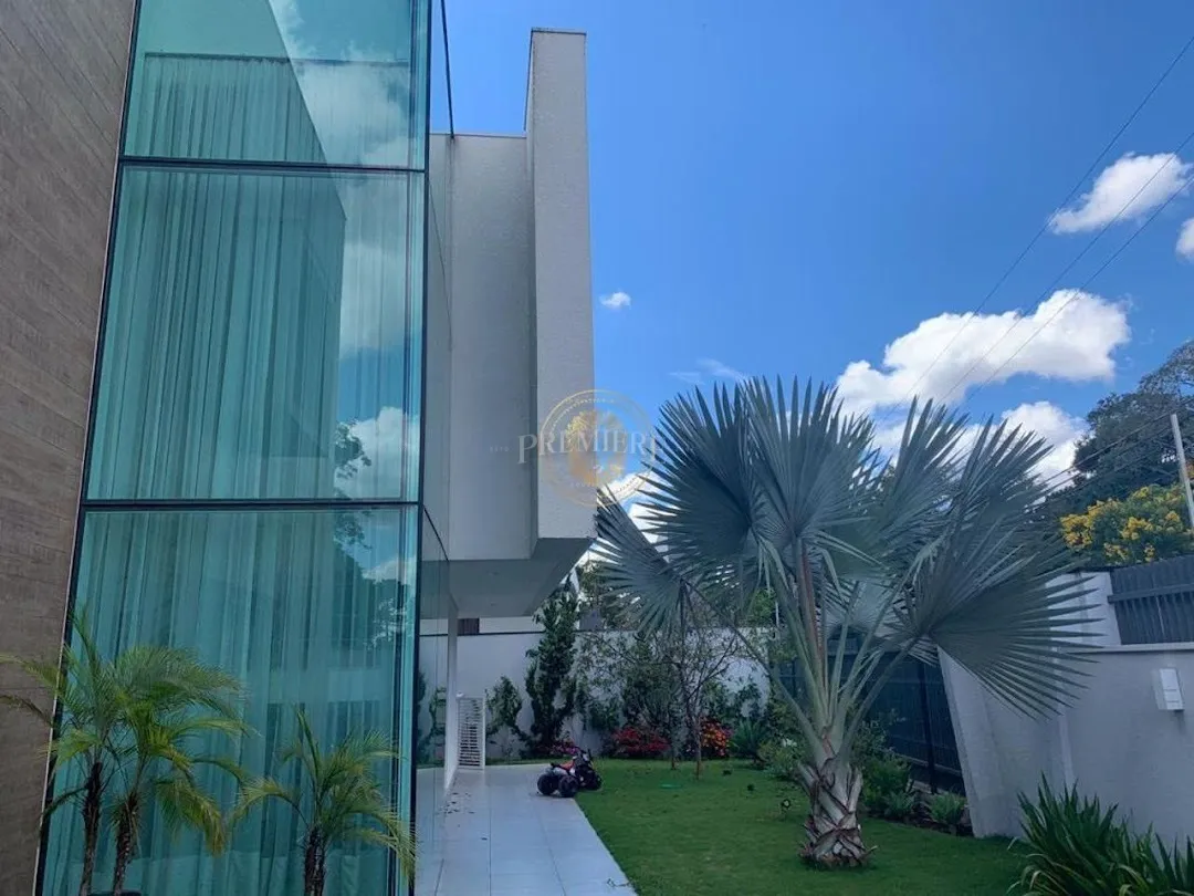 Unfurnished house with 4 en-suites and 8 parking — photo 2