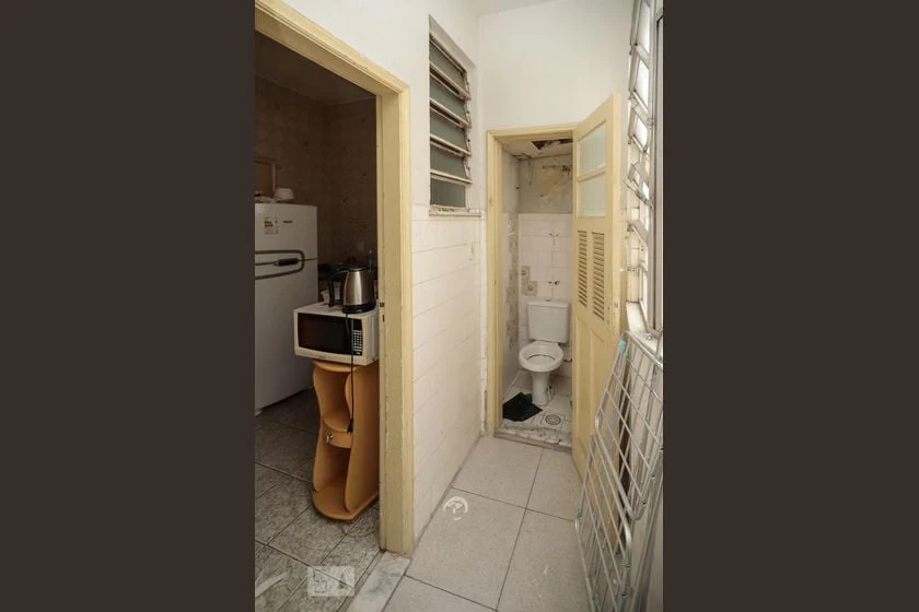 79 m² apartment with a home office and a washing machine — photo 30