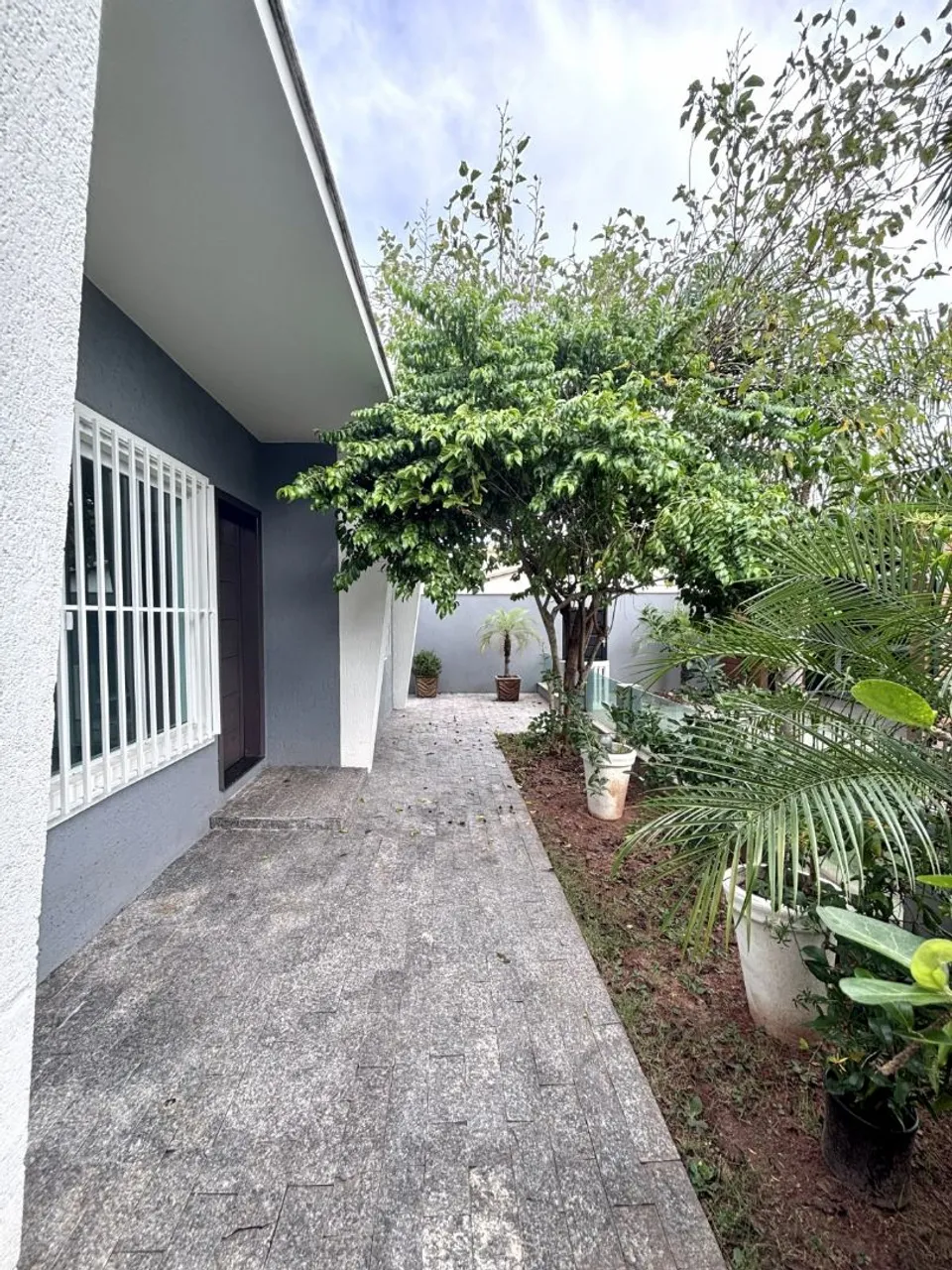 2-bedroom house with a grill on the balcony in Florianópolis — photo 8