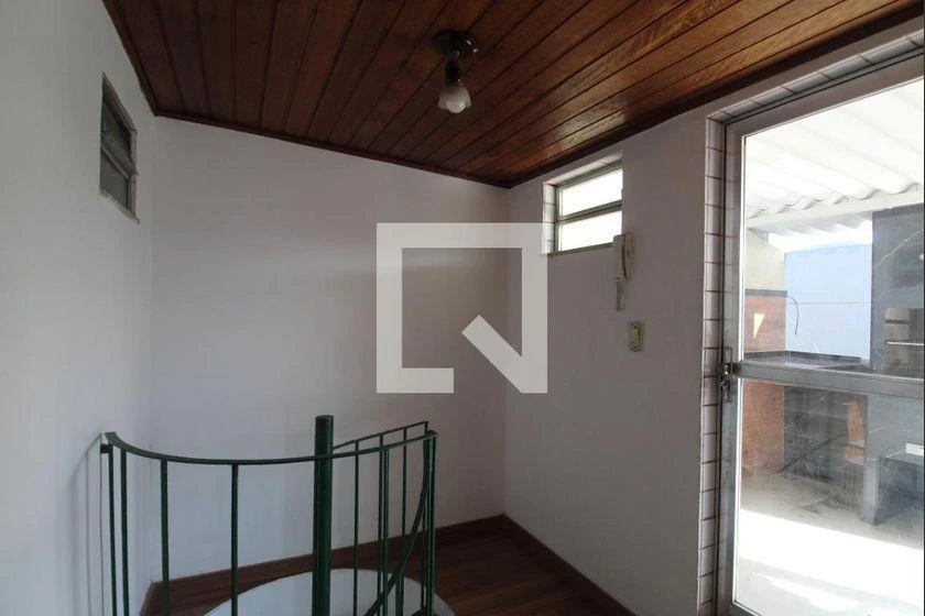 Коберга с 3 спальнями, балконом и 110 м² — photo 36