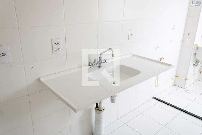 Unfurnished 42 m² apartment with 2 bedrooms — photo 16