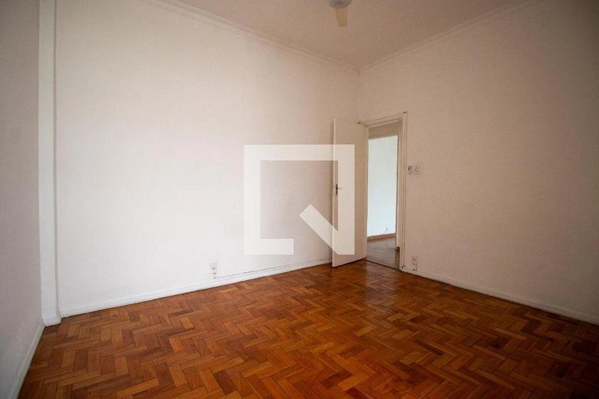 Засклений балкон та 3 спальні: квартира 92 м² — photo 9