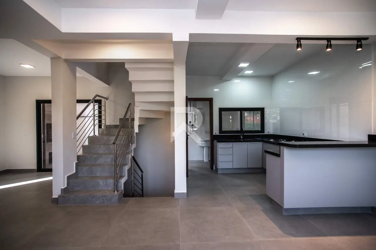 House with balcony BBQ grill and 3 bedrooms — photo 9