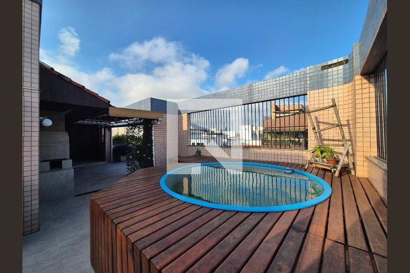 Apartment, 260 m², with a grill on the balcony — photo 25