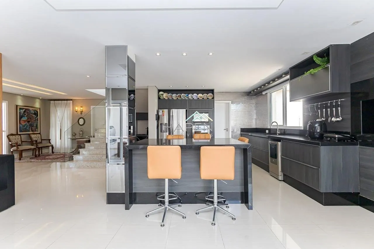 Casa amueblada de 300 m² con 3 dormitorios y balcón — photo 4