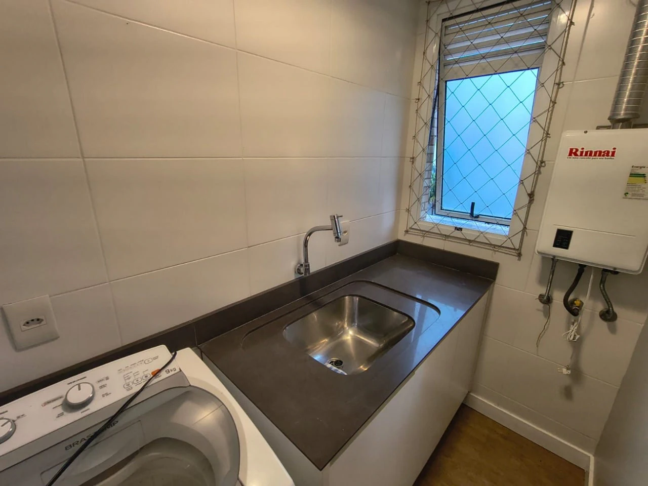 Floor-to-ceiling windows in a 2-bedroom apartment, 78 m² — photo 21