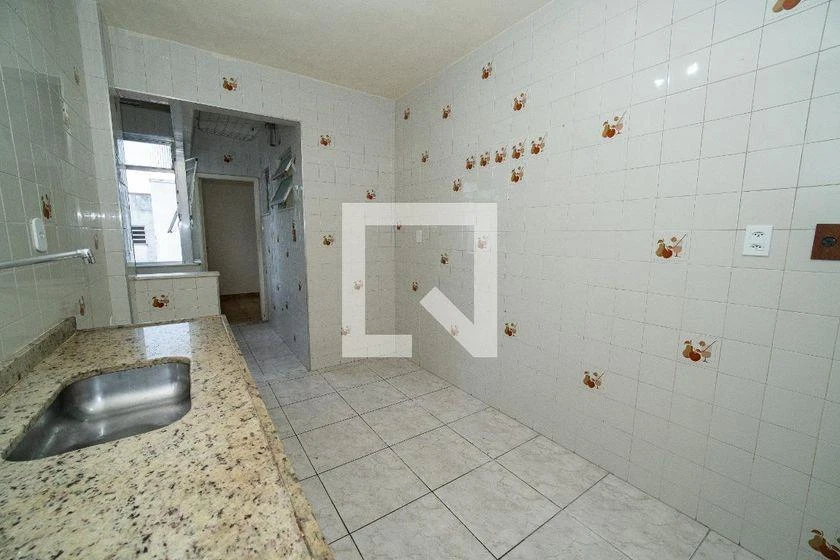 90 m² apartment with a park view and a bathtub — photo 14