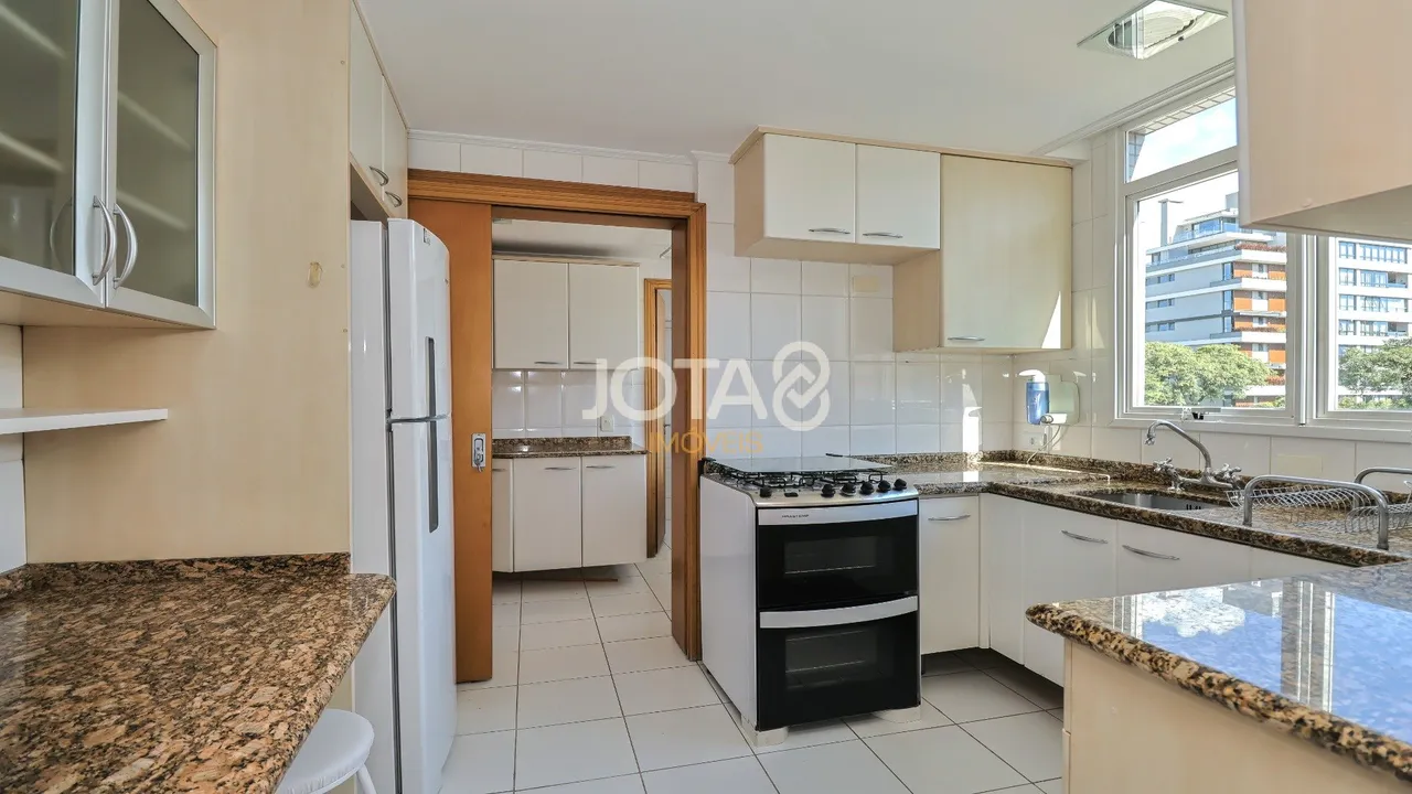 3-bedroom apartment with 129 m², private BBQ, 2 parking — photo 7