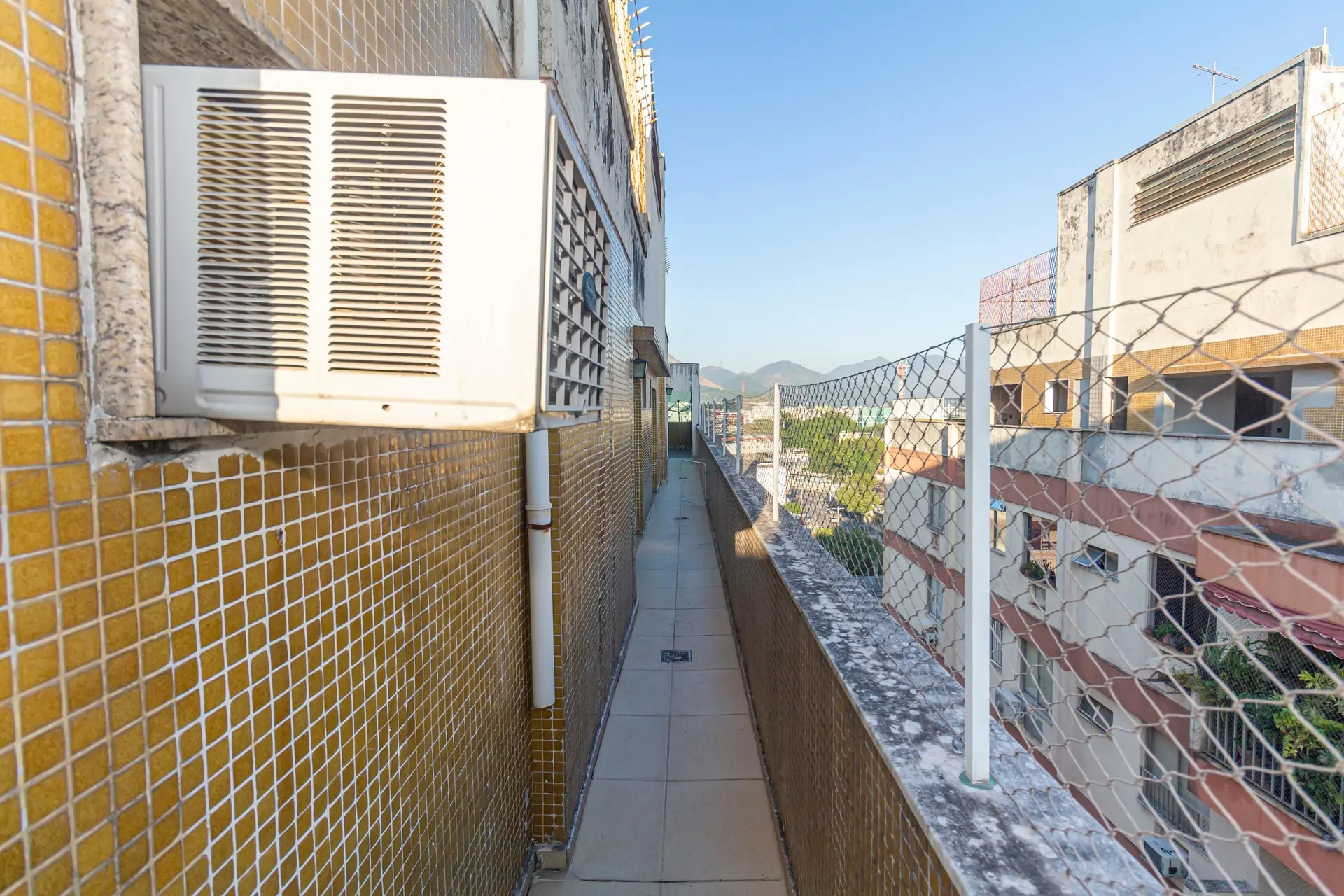 Apartamento mobiliado com 4 quartos e 3 banheiros — photo 33