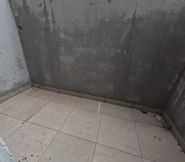 Apartamento sem mobília com cozinha separada e varanda — photo 12