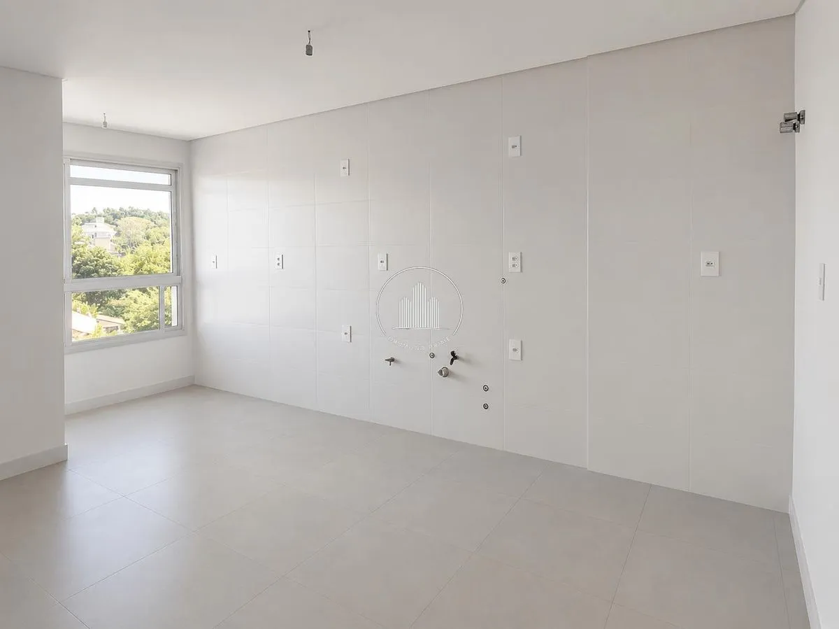 Duplex apartment with 1 en-suite and terrace — photo 21