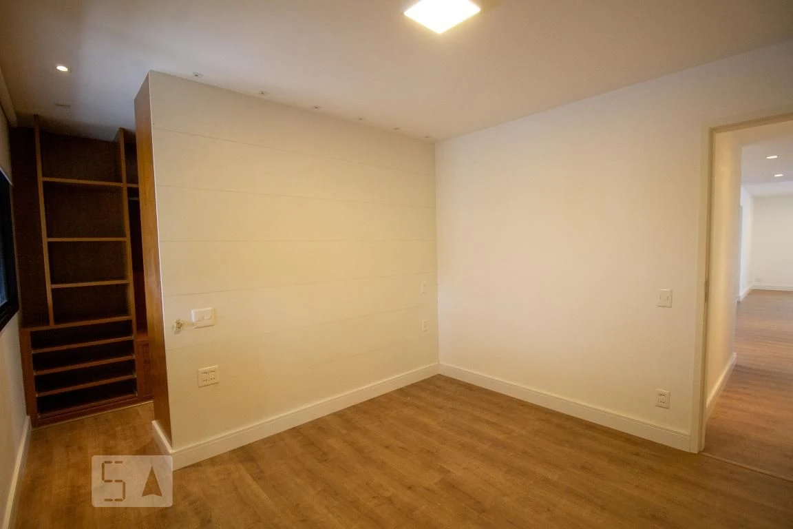 3-bedroom apartment with a balcony and built-in BBQ — photo 20