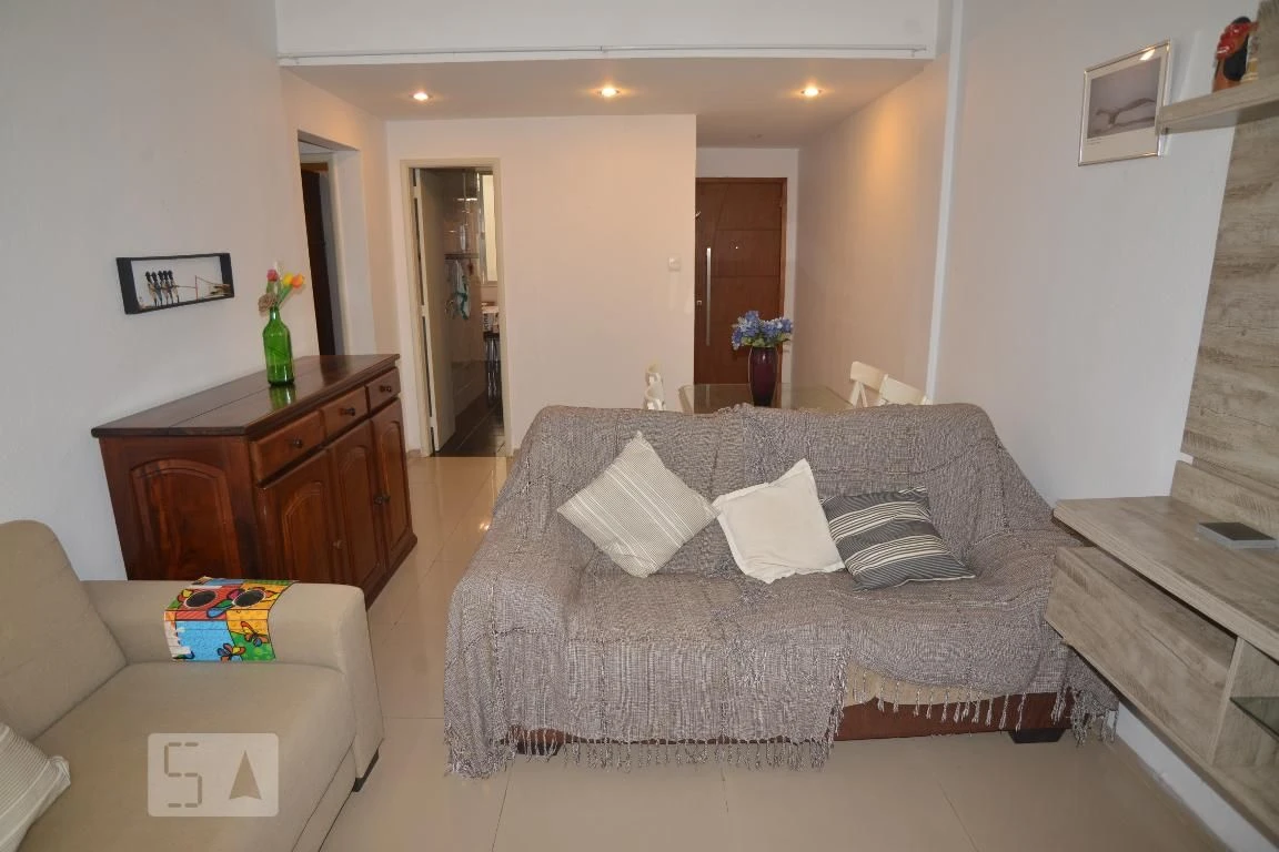 Furnished 2-bedroom apartment with 1 bathroom — photo 10