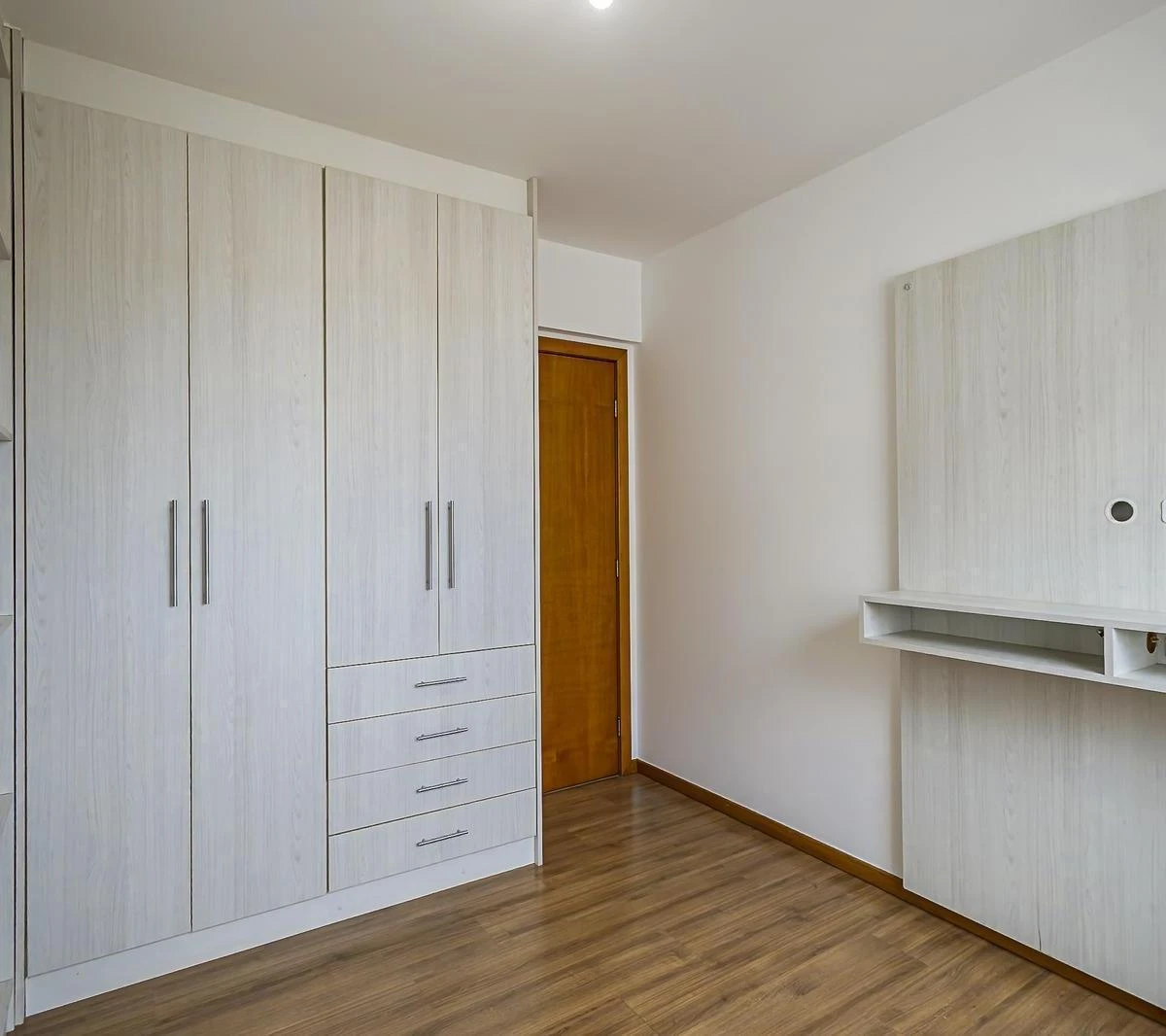 Apartment, 138 m², with a home office — photo 28