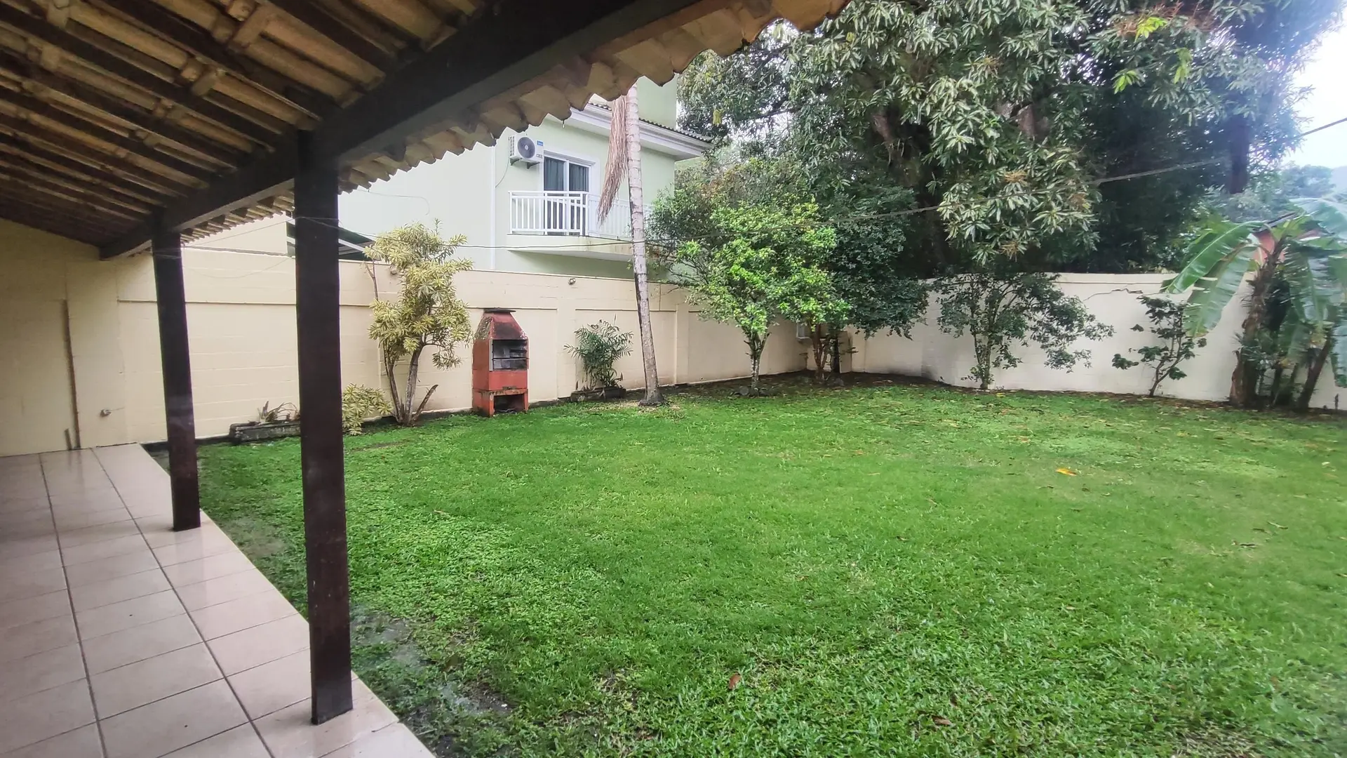 House with 3 bedrooms, 1 en-suite and 4 bathrooms — photo 27